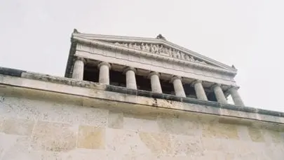 The Valhalla Monument building photographed from below, meant to represent the article "5 Lawsuit Myths" from MMRBH Law Office.